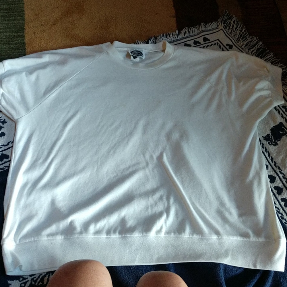 Classic Essentials tee